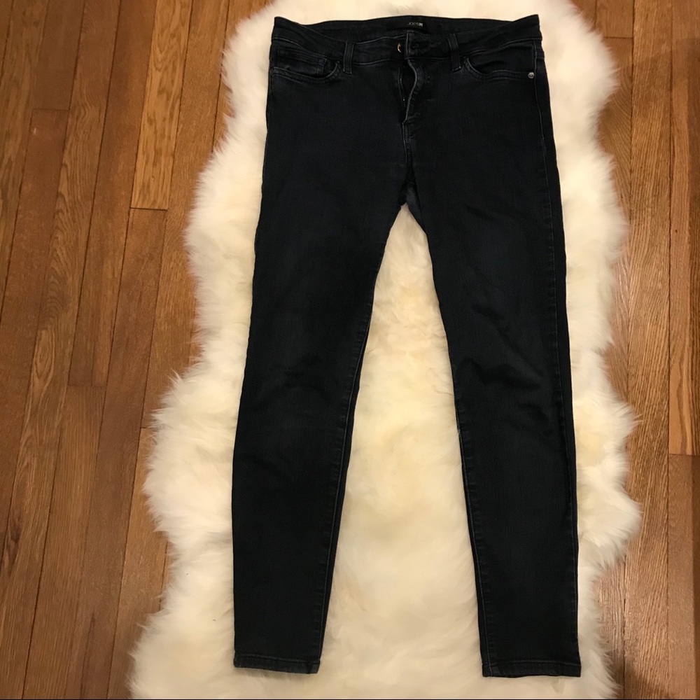 Dark wash Joe’s skinny stretch jeans